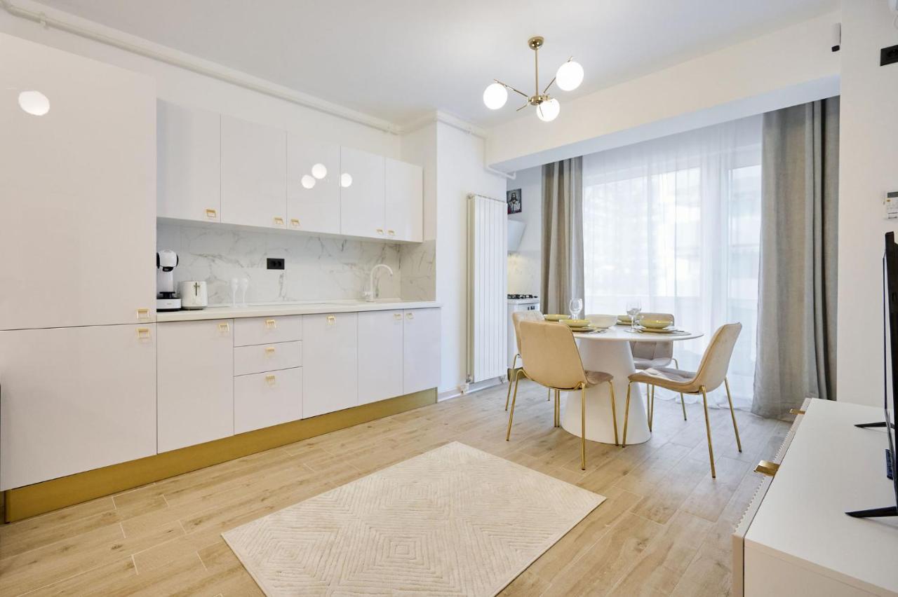 Mg Brothers Apartment In Infinity Beach Resort Mamaia Kültér fotó