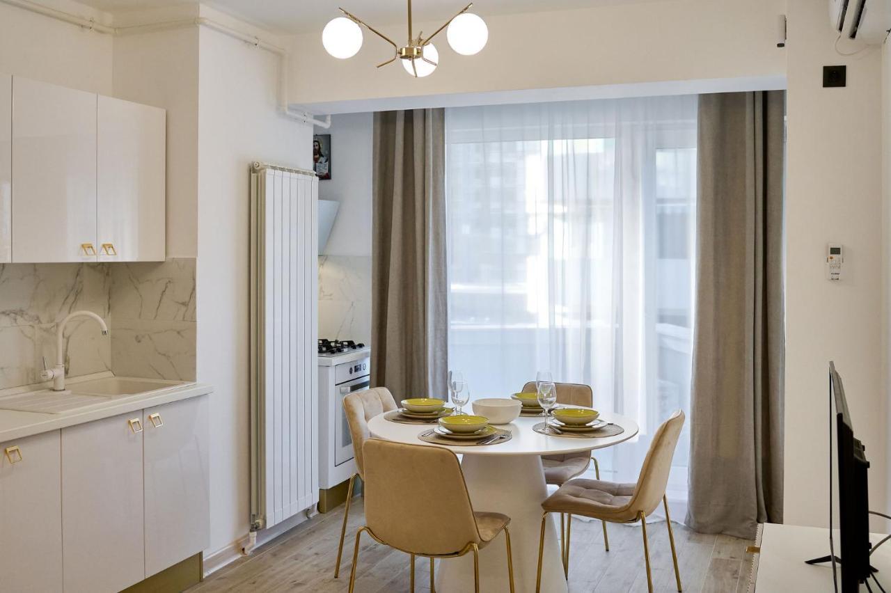 Mg Brothers Apartment In Infinity Beach Resort Mamaia Kültér fotó