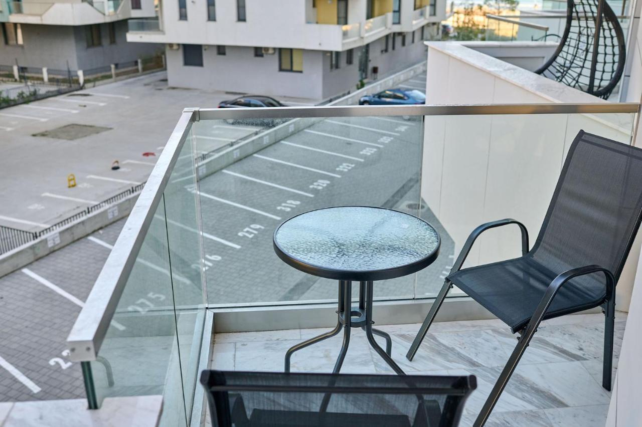 Mg Brothers Apartment In Infinity Beach Resort Mamaia Kültér fotó